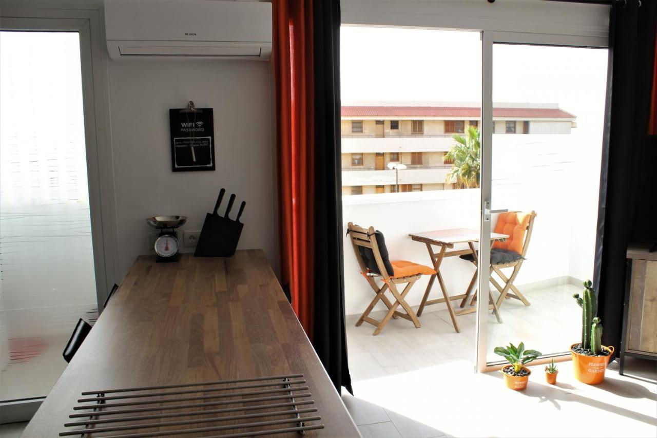 לוס כריסטיאנוס Modern And Lovely Apartment In Los Cristianos מראה חיצוני תמונה